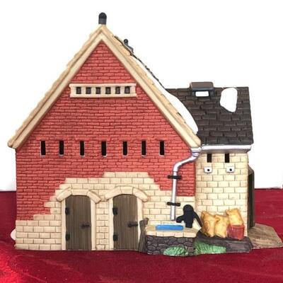 1996 Department 56 Dickens' Village Series "Butter Tub Barn"