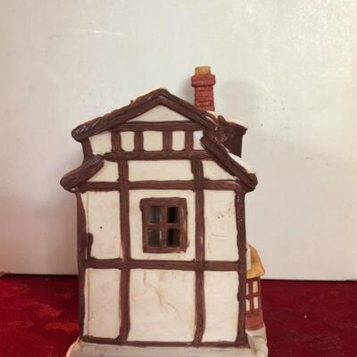 1984 Department 56 "Shops of Dickens Village" "The Golden Swan Baker"