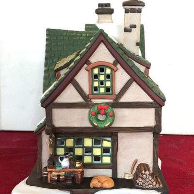 1996 Department 56 Dickens' Village Series "Quilly's Antiques"