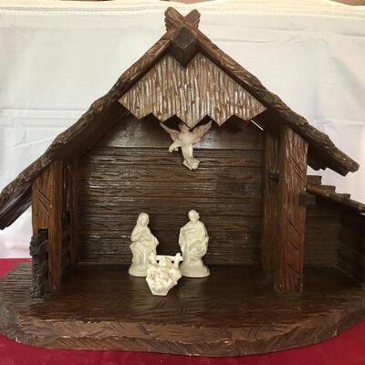 18-Piece Glazed Ceramic Nativity Set By Atlantic Mold & Handcarved Solid Wood Manger W/Music Box
