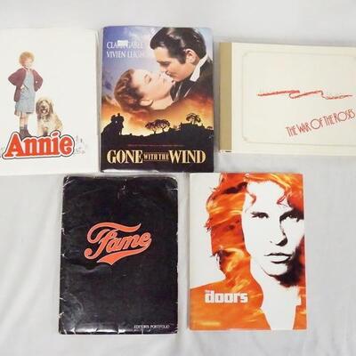 1151	LOT OF 5 MOVIE PRESS KITS INCLUDING, ANNIE; CONTAINS 12 STILLS & PRODUCTION INFO, GONE WITH THE WIND (1998 RE-RELEASE) CONTAINS 5...