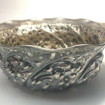 https://www.ebay.com/itm/124821569798	ME7038 Sterling Gorham Floral Bowl (408g)
