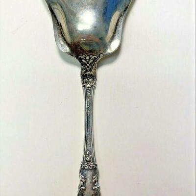 https://www.ebay.com/itm/114918154964	ME1032 STERLING SILVER SERVING SPOON STAMPED 1898
