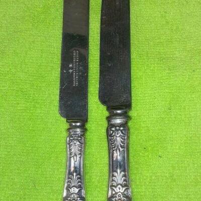https://www.ebay.com/itm/114895585122	ME3096 USED LOT OF TWO TIFFANY & CO. STERLING SILVER KNIVES KING PATTERN
