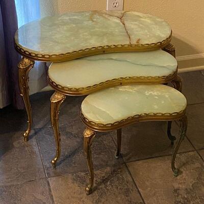 https://www.ebay.com/itm/124724718944	TM9103 Onyx and Brass Stacking Tables Local Pickup
