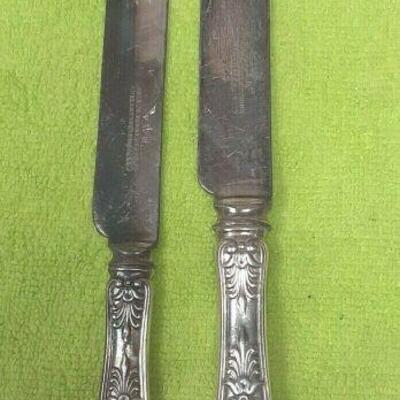 https://www.ebay.com/itm/124815126215	ME3094 USED LOT OF TWO TIFFANY & CO. STERLING SILVER KNIVES KING PATTERN