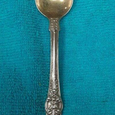 https://www.ebay.com/itm/114895586482	ME3031 USED TIFFANY & CO. STERLING SILVER DESSERT SPOON ENGLISH KING PATTERN
