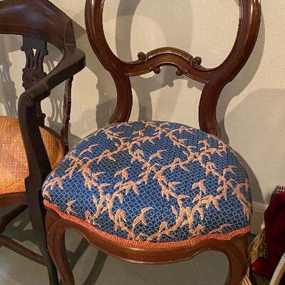 https://www.ebay.com/itm/124815398365	ME6152: Rococo Revival Wood Chair
