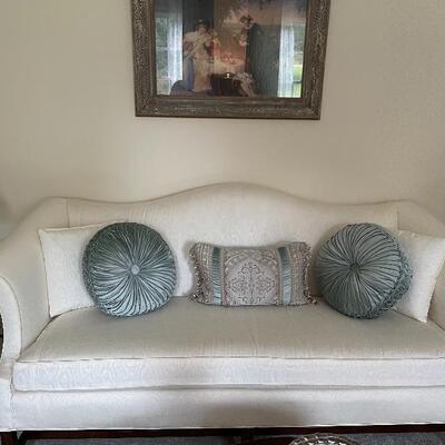 Chippendale style sofa. Immaculate!