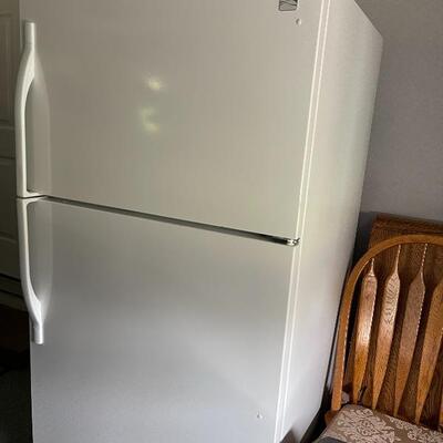 Newer refrigerator - very clean, working