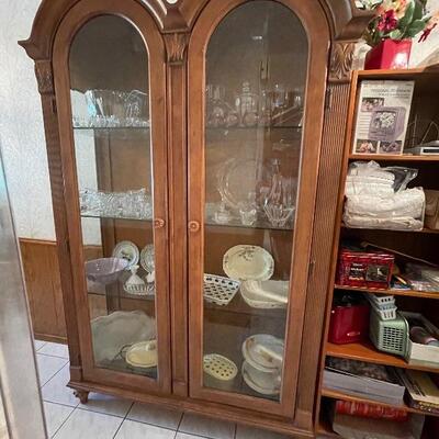 beautiful double dome display cabinet 