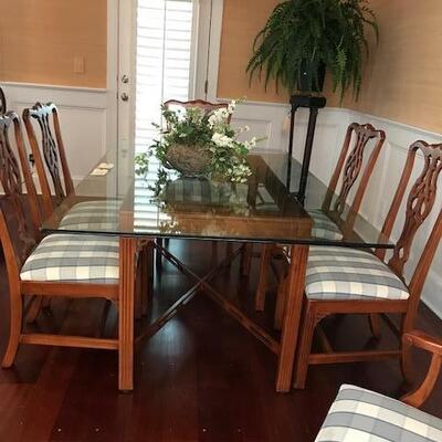 Glass dining table $499
72 X 44 X 30