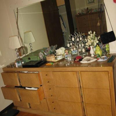 American  of Alexandria MCM bedroom dresser with mirror   buy it now $ 185.00 