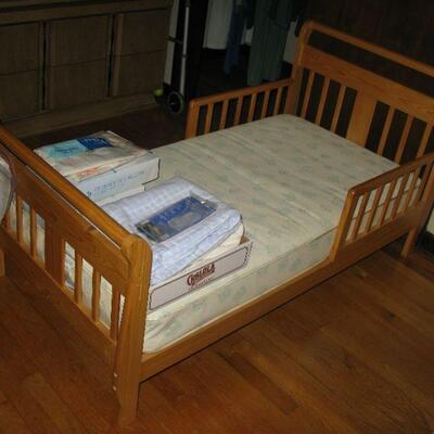 youth bed    BUY IT NOW $ 95.00