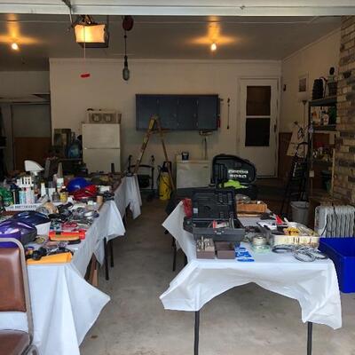 Estate sale photo