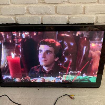 42" Panasonic Plasma LED TV in EXCELLENT condition