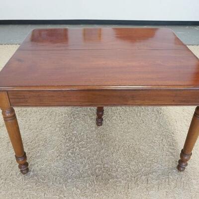 1233	DINING TABLE W/4 LEAVES & TURNED LEGS, 78 IN FULLY EXTENDED, 48 IN X 38 IN X 29 IN HIGH CLOSED
