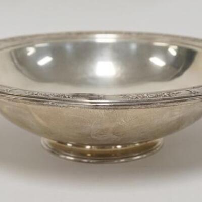1005	LARGE STERLING SILVER BOWL, 10 IN DIAMETER, 2 3/4 IN HIGH, 11.28 TOZ
