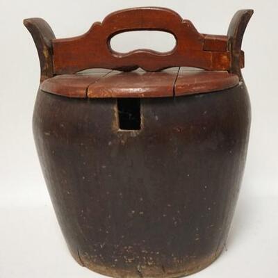 1265	ANTIQUE ASIAN WOODEN BUCKET W/ COVER 13 1/2 IN H

