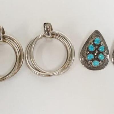 1047	2 PAIRS OF STERLING SILVER EARRINGS, ONE HAS TURQUOISE STONES, TOTAL WEIGHT 1.225 TOZ
