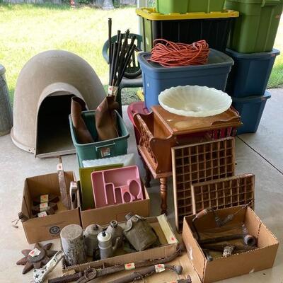 Estate sale photo