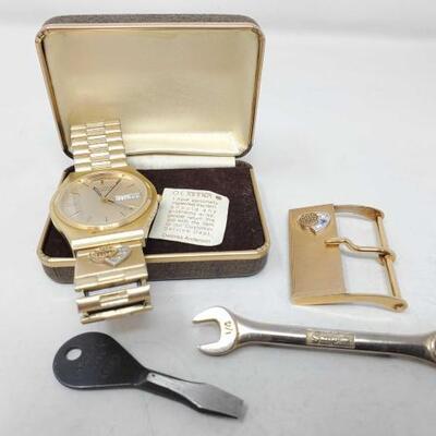 #302 â€¢ Mac Tools Accutron Quartz Wrist Watch, Mac Tools Belt Buckle, Snap-On Wrench Pin, Industrial Tools...
