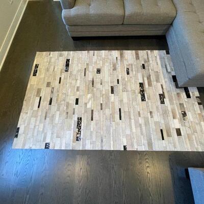 5X8 ft modern rug