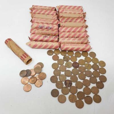 #1842 â€¢ Approx 900 Wheat Pennies And Approx 50 Lincoln Memorial Pennies