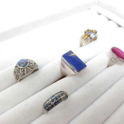 632	

5 Vintage Sterling Silver Rings 29.7g
Weighs Approx 29.7g Sizes 6.5, 7, 7.5,