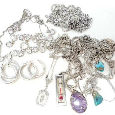 1620	

Assortment Of Sterling Silver Jewelry, 109.4g
Weighs Approx 109.4g Includes Necklaces, Earings And Chains