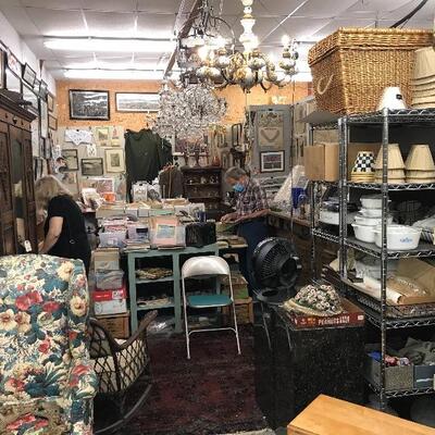 Estate sale photo