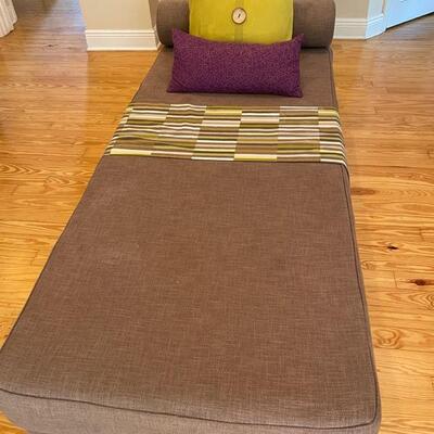 Chaise Lounge that opens to (2) twin beds