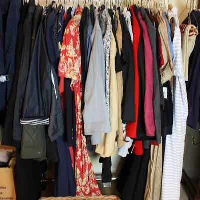 Women's plus size clothing
