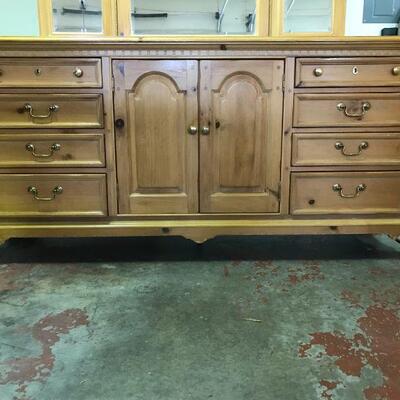 Distressed Pine Dresser
Dresser
73"x20"x35"
Mirror
57"x1"x49"
$200