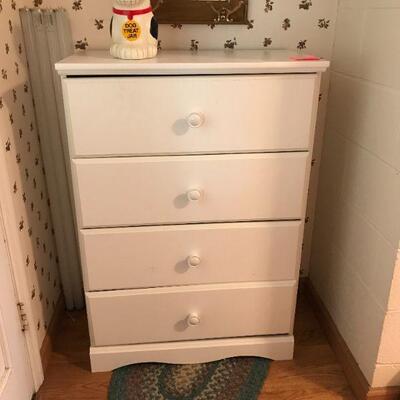 4 drawer white dresser
$50