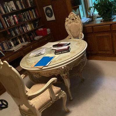 Italian Rococo table and chairs