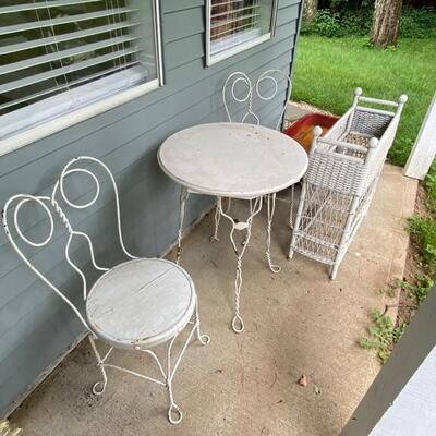 VINTAGE ICE CREAM CHAIRS AND TABLE