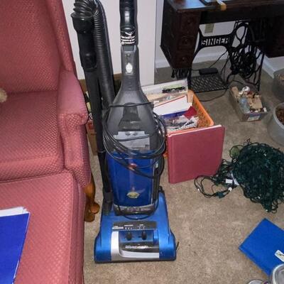 HOOVER VACUUM