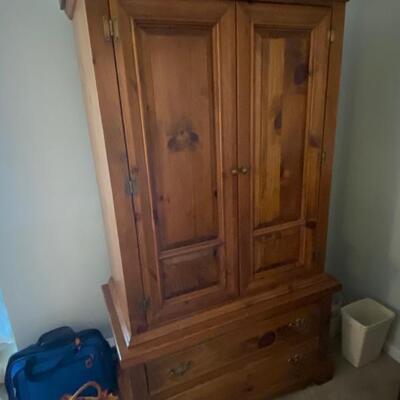 Armoire