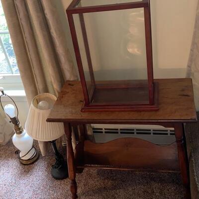 DISPLAY CASE AND TABLE
