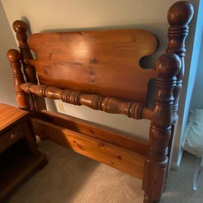 CANON-BALL HEAD AND FOOT BOARDS