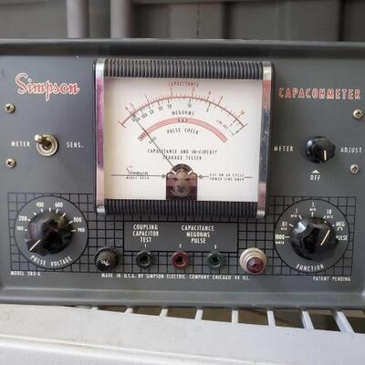 #8008 â€¢ Simpson Capacohmeter Model 383-A