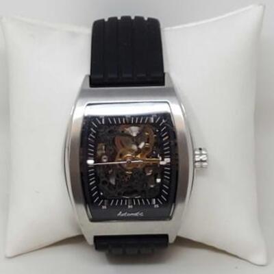 #1200 â€¢ StÃ¼hrling Men's Watch