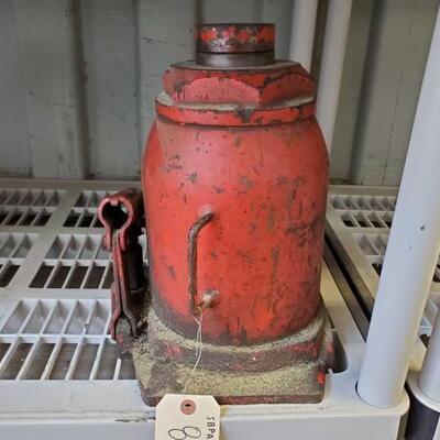 #8014 â€¢ Hydraulic Car Jack