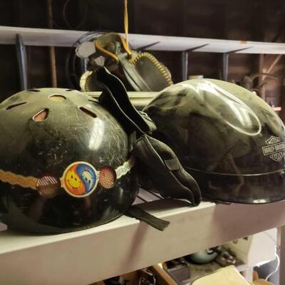 #5174 â€¢ Harley Davidson Helmet Gloves And BMX Helmet
