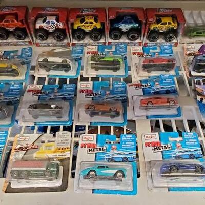 #8028 â€¢ Turbo Wheels Monster Trucks And Maisto Fresh Metal Cars Collectibles