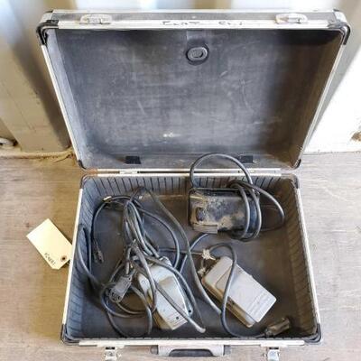 #8022 â€¢ Footspeed Control With Carrying Case