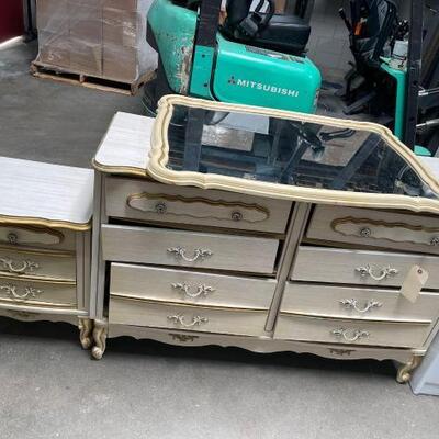 #2912 • Dresser with Mirror and 1 Night Stand