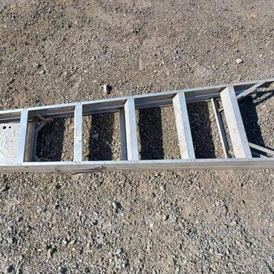 #81040 â€¢ Large Model Airplanes And Model Airplane Parts