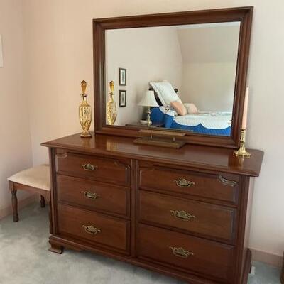 Dresser (part of bedroom suite) 